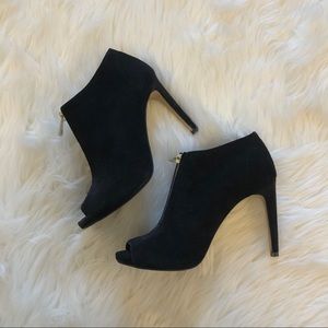 Ann Taylor Heeled Peep Toe Shoes